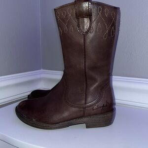 Brown Clarks toddler boots